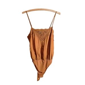 Express  Conscious Edit Brown Caramel Bodysuit Lace Whimsical Career SM